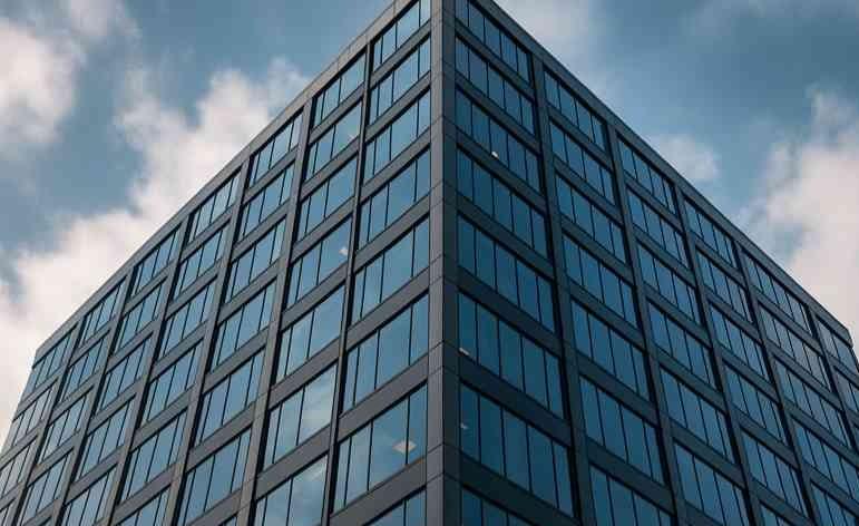 Trešdaļa darbinieku apsver darba maiņu