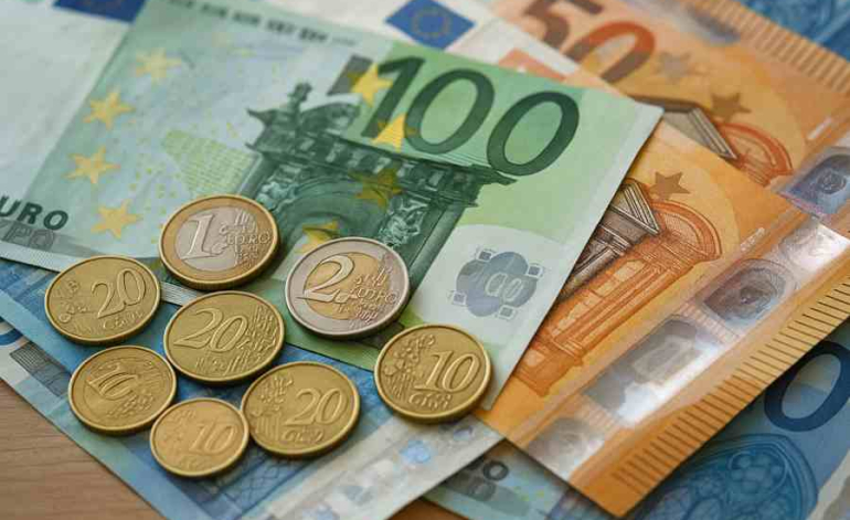 Tiek prognozēta mērena ES ekonomikas izaugsme