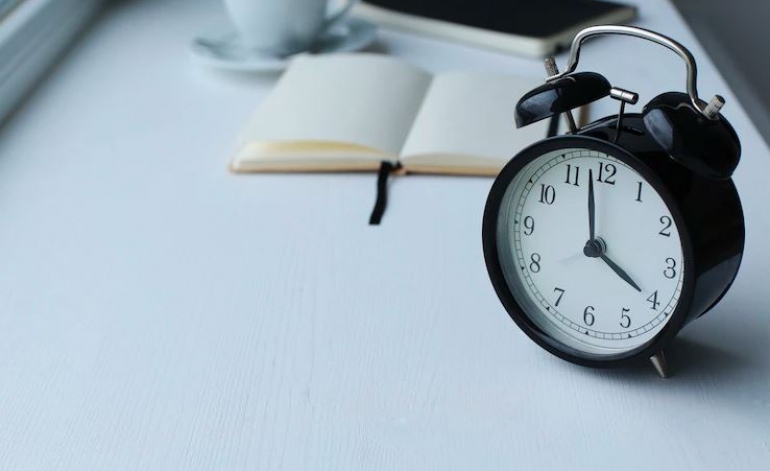 Sešu stundu darba laiks – priekšrocības un izaicinājumi