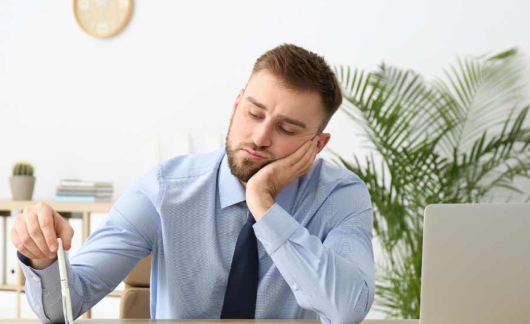 “Mēbele” birojā? Kā novērst darbinieku attālināšanos un motivācijas zudumu un izvairīties no “quiet quitting”?